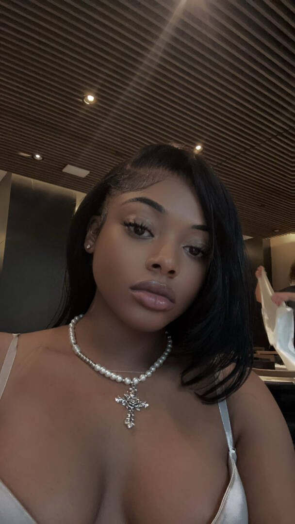 Kensley - Independent Female North Mississippi Escort