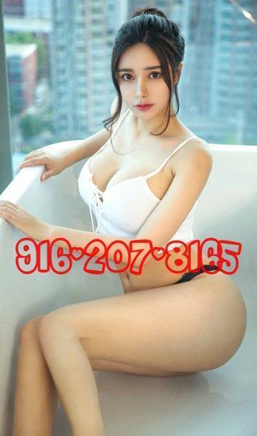 Karla - Independent Female Santa Cruz Escort