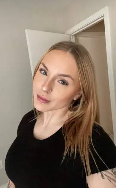 Ariana - Independent Female Duluth Escort