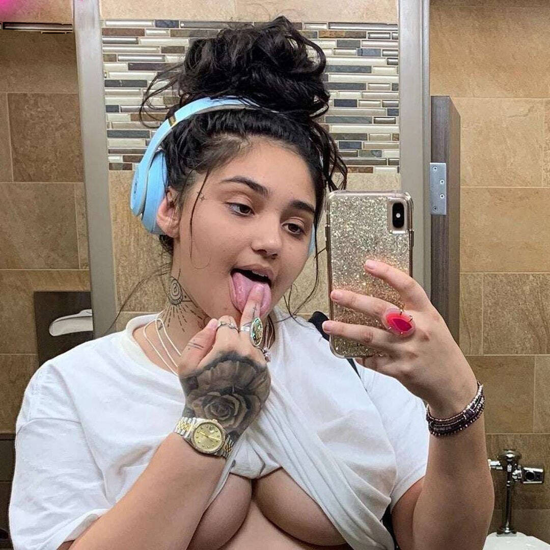 Briana - Independent Female Houston Escort