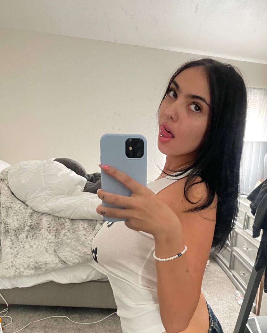 Cyndy - Independent Female Tampa Escort