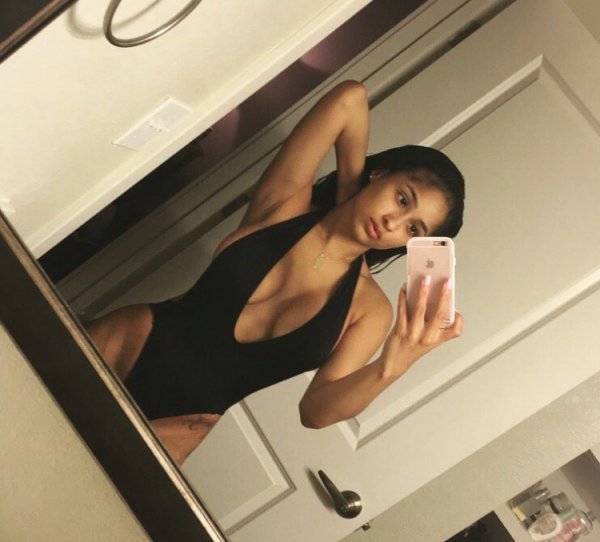 Jessi - Independent Female Detroit Escort