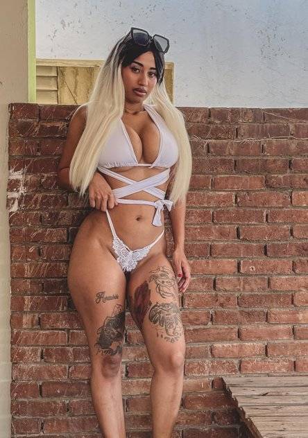 carly - Independent Female New Orleans Escort