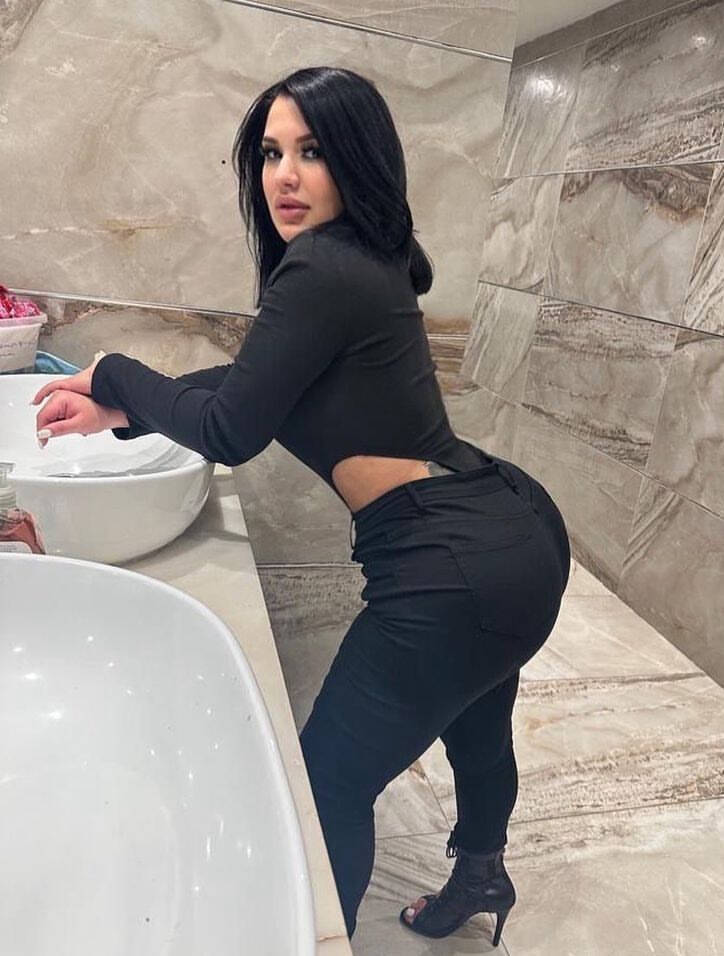 Alysa - Independent Female San Antonio Escort