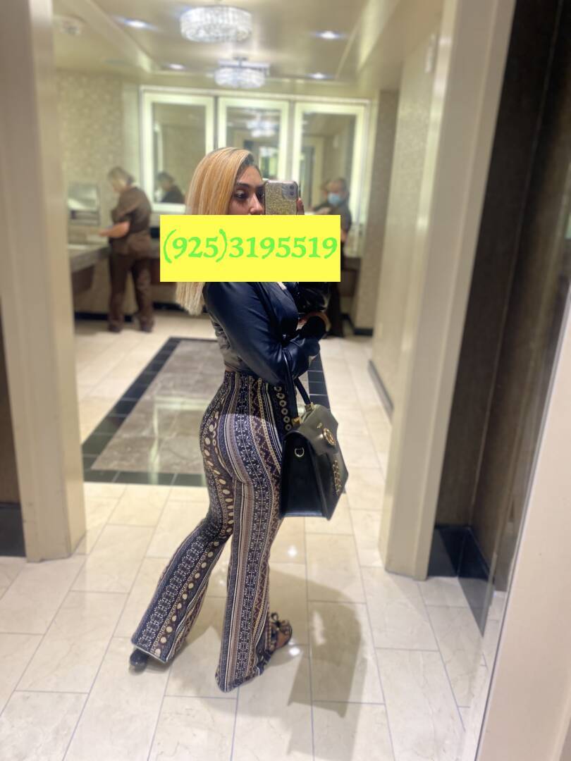 PassionFruit - Independent Female Sacramento Escort