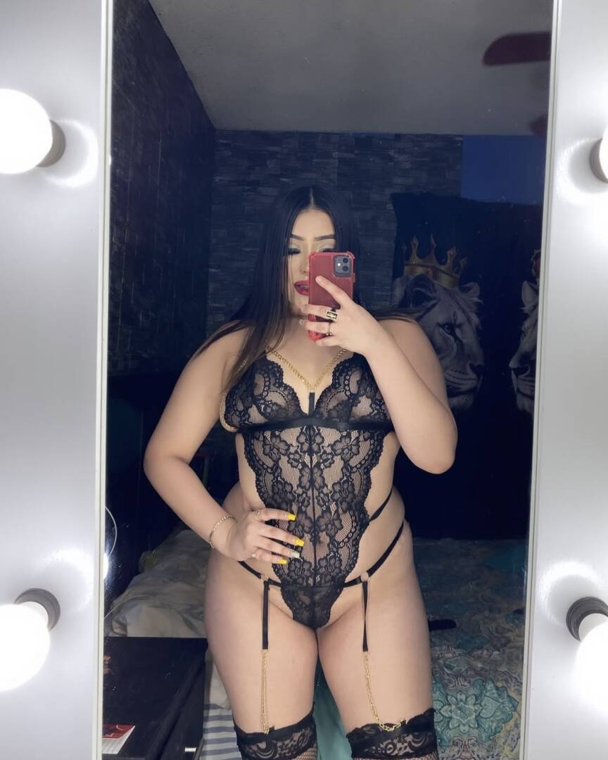 Paula - Independent Female Arlington Escort