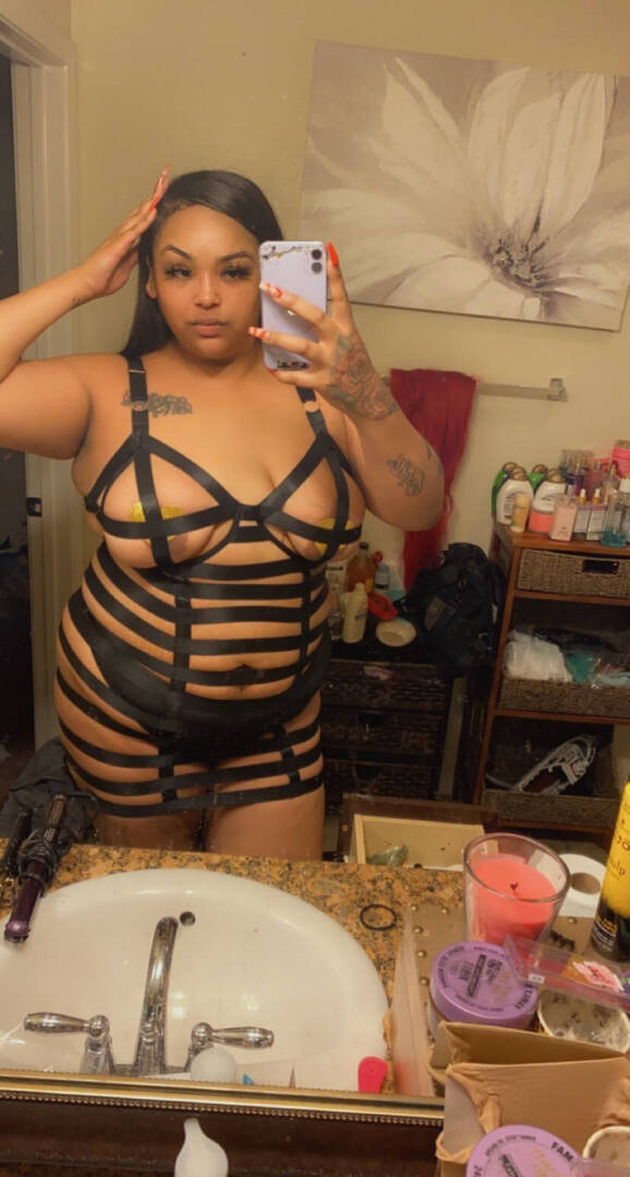 Asia - Independent Female Los Angeles Escort