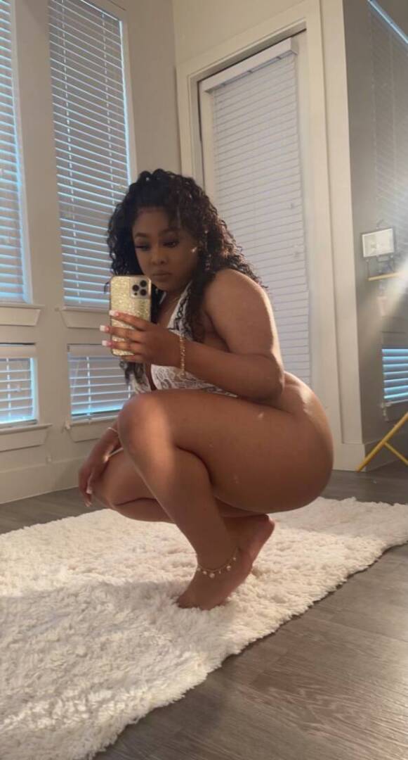 Linda - Independent Female New Orleans Escort