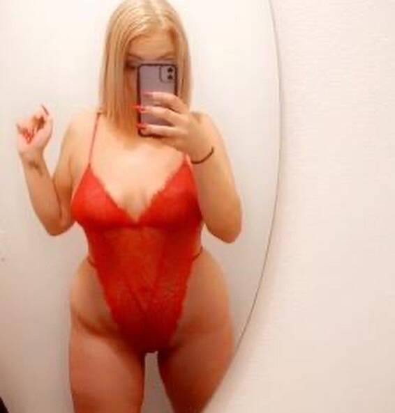 Ava - Independent Female Las Vegas Escort