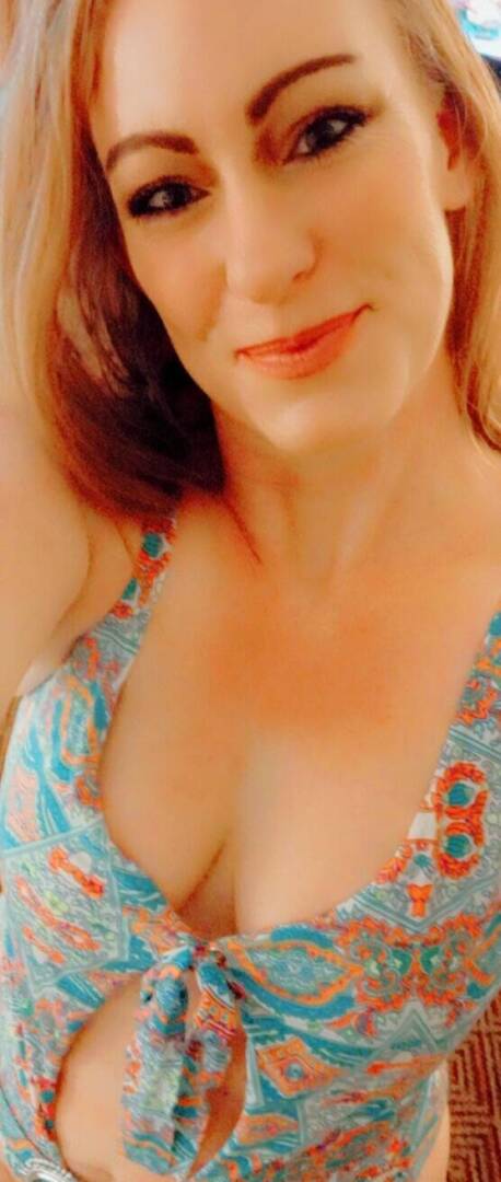 Lynn - Independent Female Las Vegas Escort