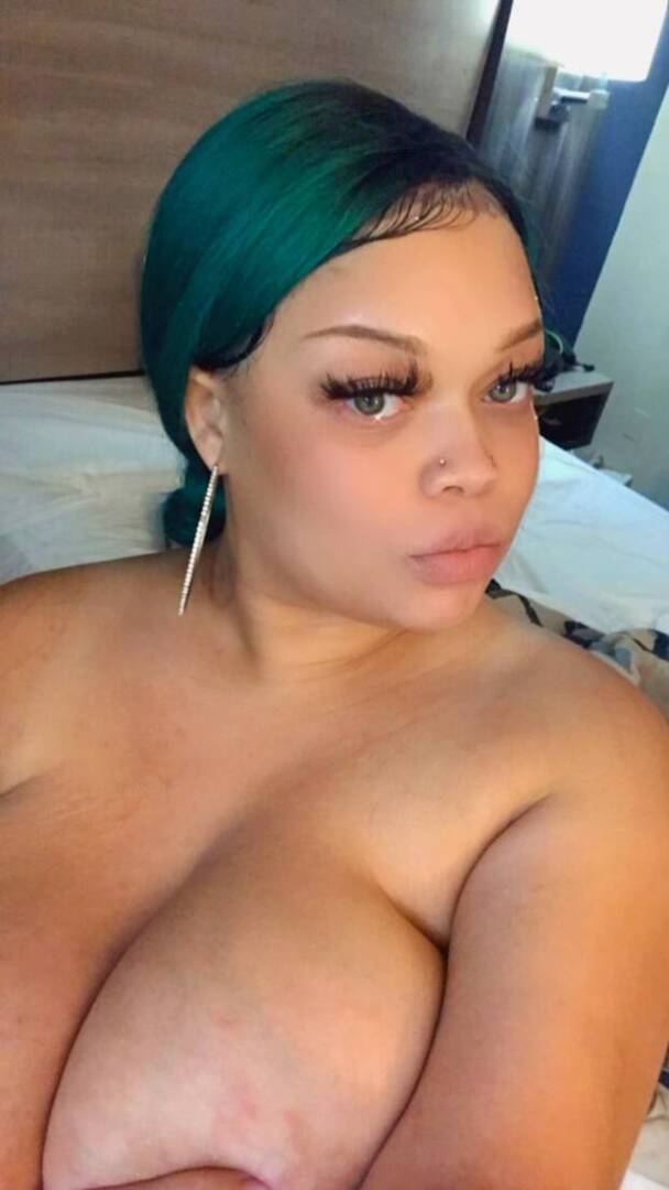 HONEY - Independent Female Chicago Escort