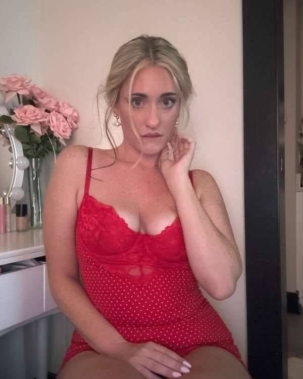 Apply now - Independent Female Las Vegas Escort