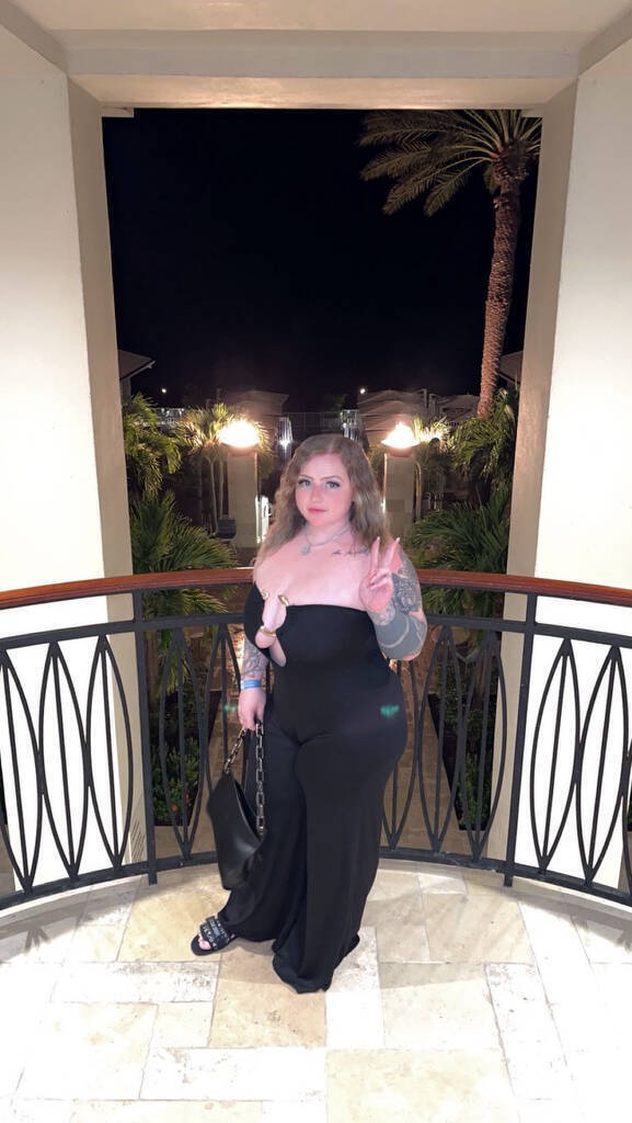 Aurora - Independent Female Las Vegas Escort