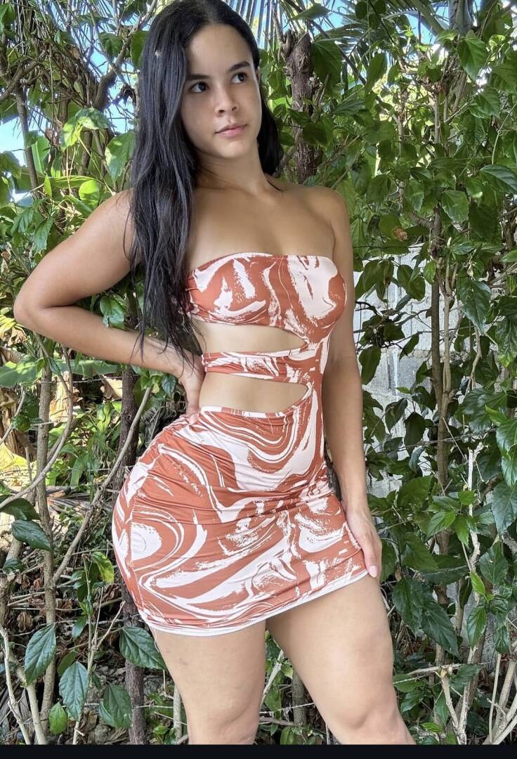 Loly - Independent Female Buffalo Escort