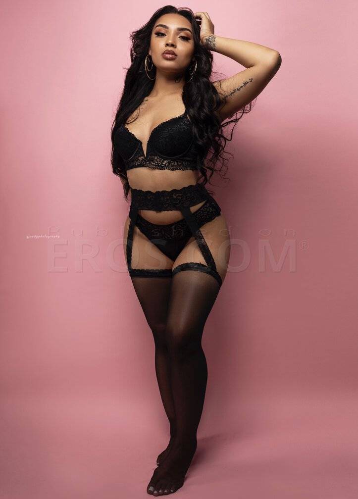 Kaylin Star - Independent Female Seattle Escort