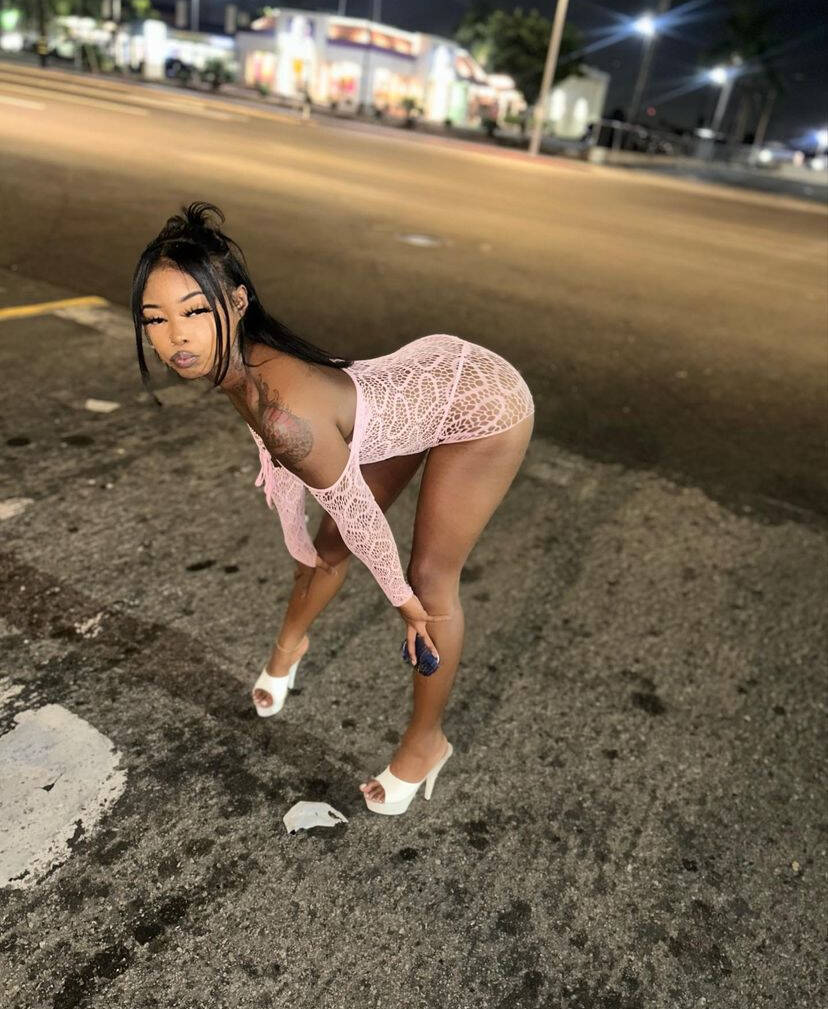 Sky - Independent Female Chicago Escort