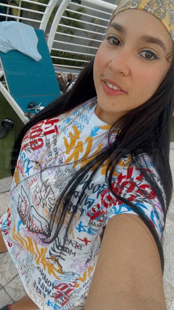 Karol - Independent Female Miami Escort