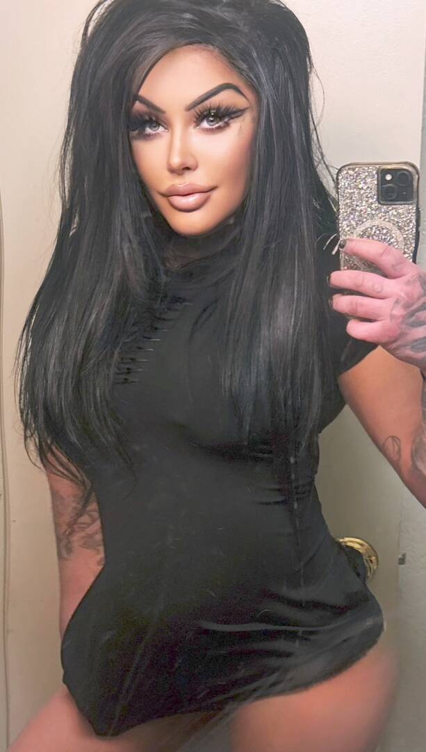 Devin D - Independent Female Las Vegas Escort