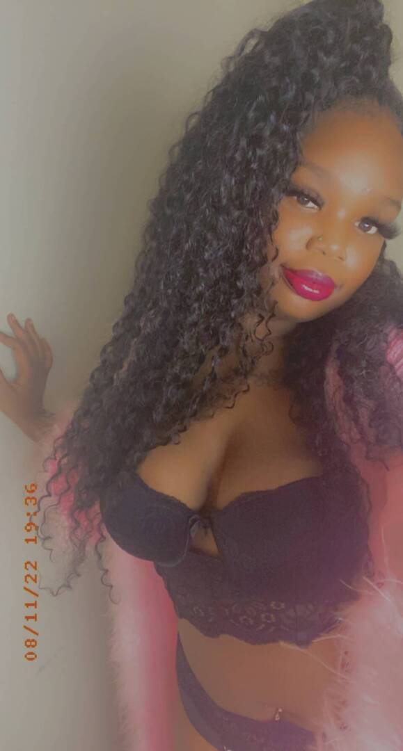 Mari - Independent Female Houston Escort