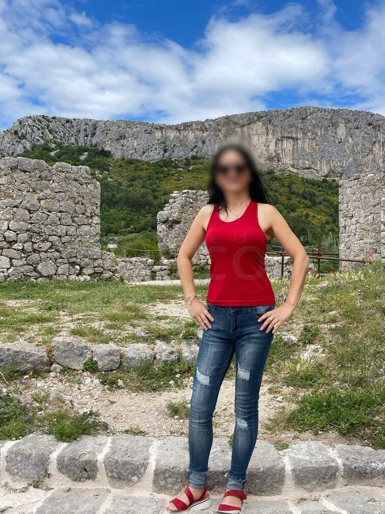 June - Independent Female Miami Escort