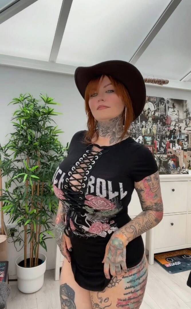 Tennie - Independent Female Austin Escort