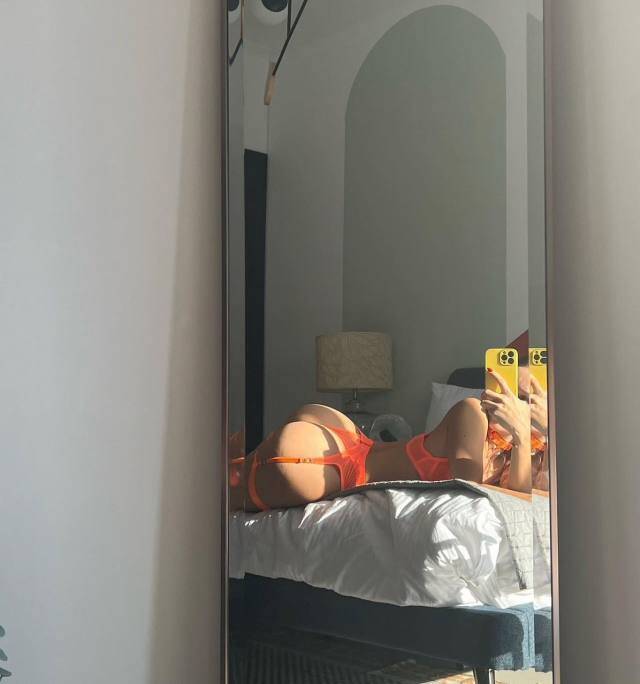 Francheska - Independent Female Charlotte Escort