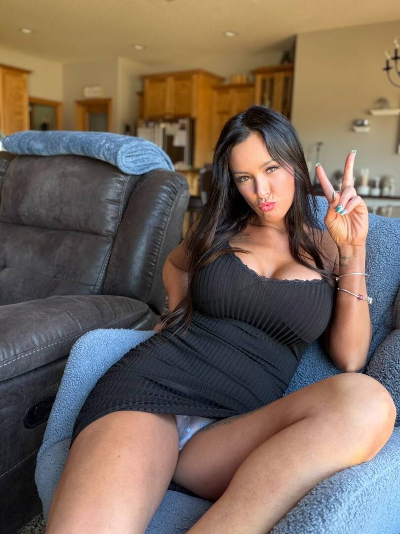 Donna - Independent Female Grand Island Escort