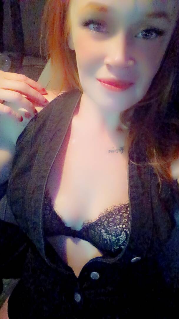 Ginger Babie - Independent Female Memphis Escort