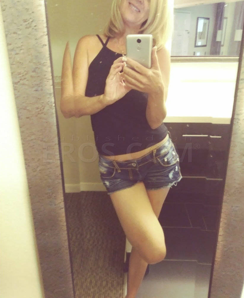 Susie Larue - Independent Female Los Angeles Escort