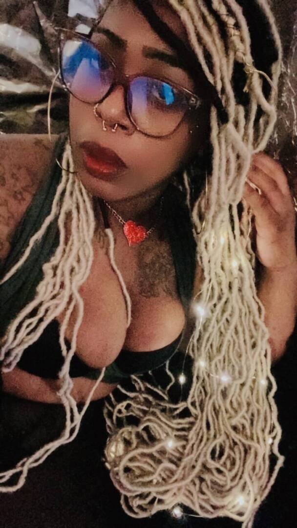 Curvy licious - Independent Female Milwaukee Escort