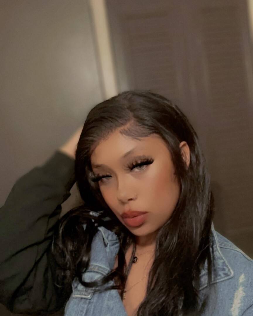 Hazel eyes petite - Independent Female Wichita Escort