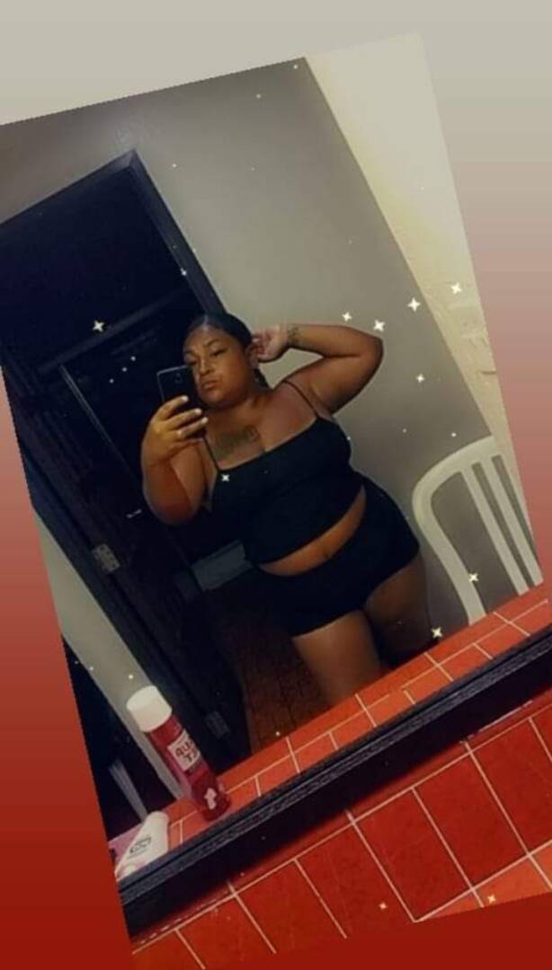 Cece - Independent Female Riverside Escort