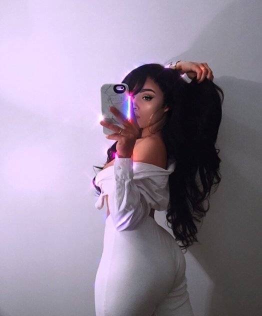 Ashleigh - Independent Female Sacramento Escort