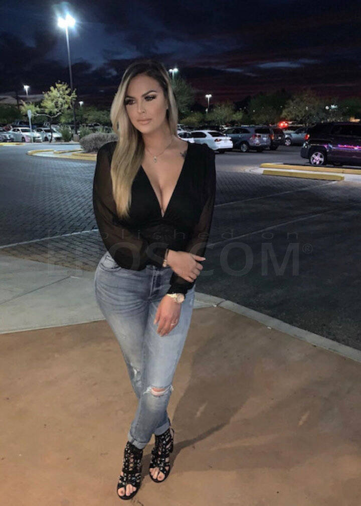 Carter - Independent Female Houston Escort